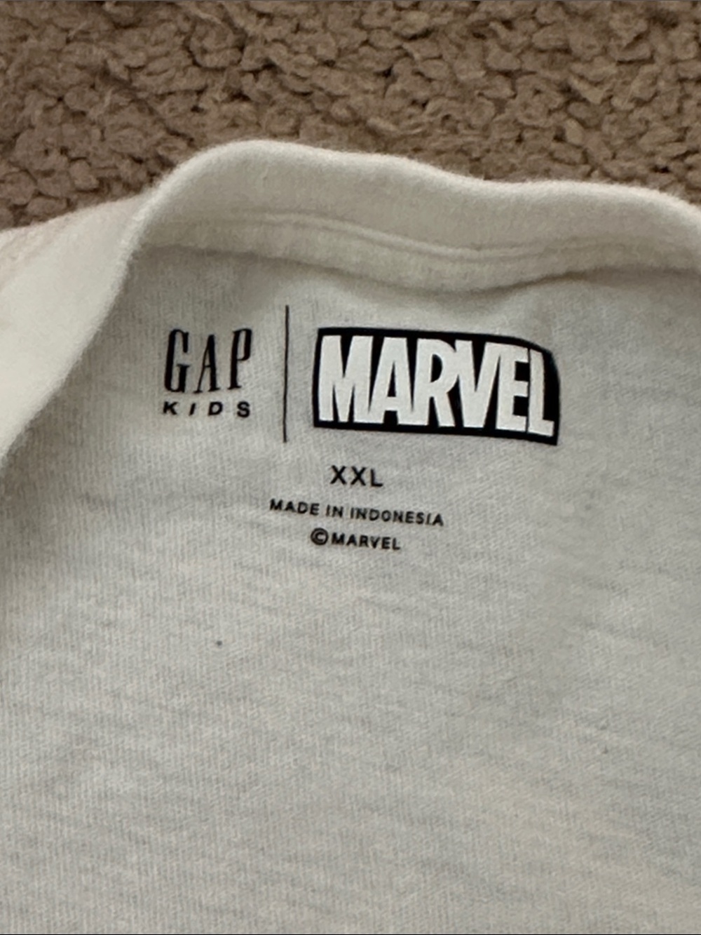 AVENGERS Tee - Picture 5 of 7